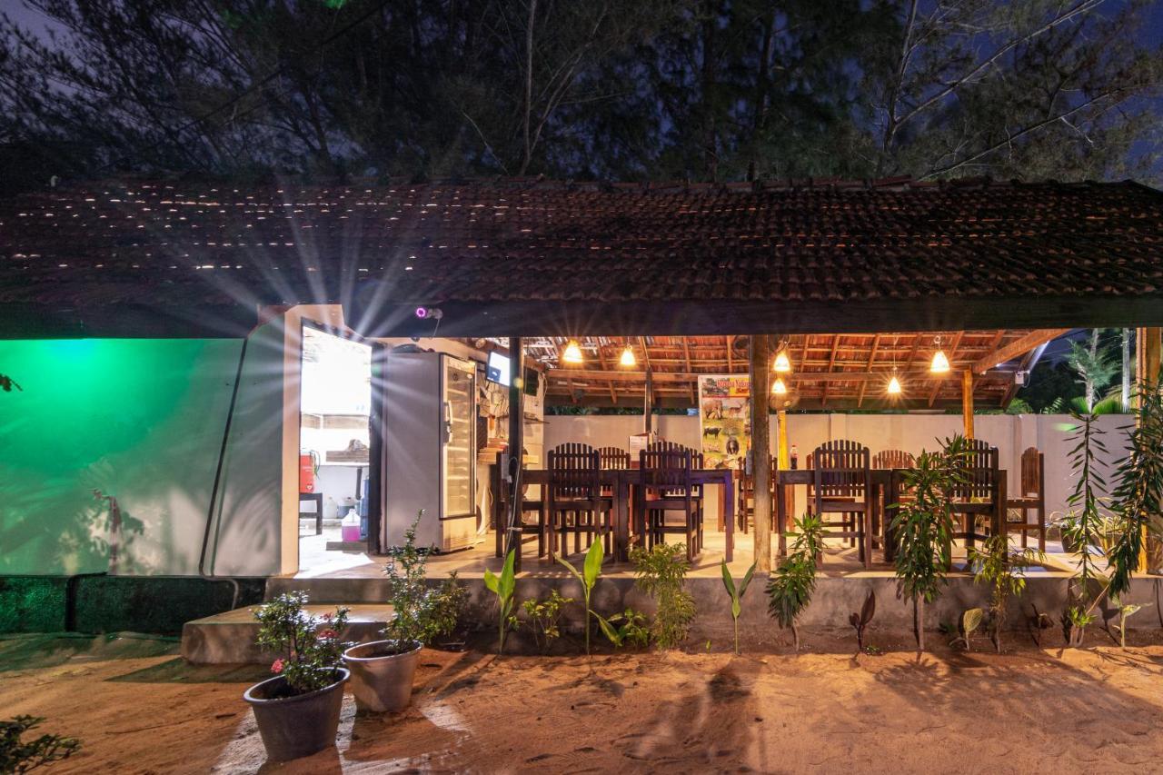 Comfort Beach Hotel Baía de Arugam Exterior foto